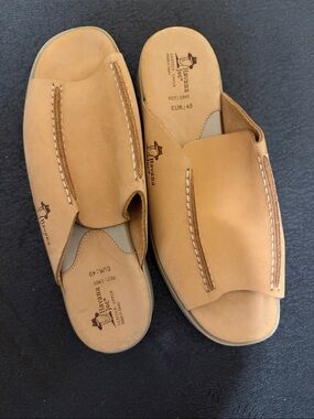 Havana Leather Slide Sandals in Tan - Women's Casual Slides